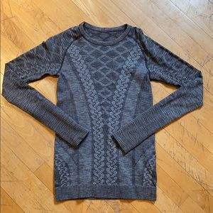 Like new lululemon swiftly long-sleeved tee gray